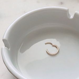 GOLD SEAMLESS CLICKER HOOP